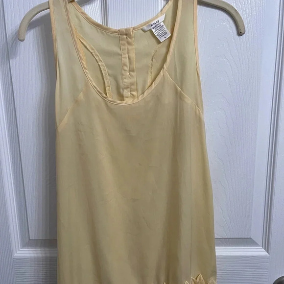 Esley (Anthropologie) Ruffle Fringe Bottom Tank Shirt Top Small Light Yellow - Picture 3 of 5